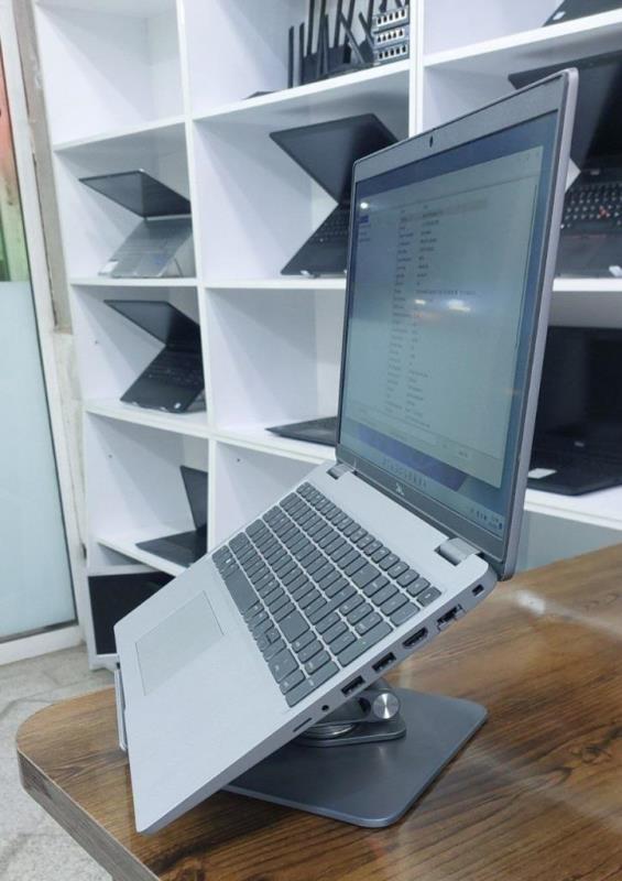 Dell Latitude 5520 i7 1185G7 16G m.2 128g 2g MX 450